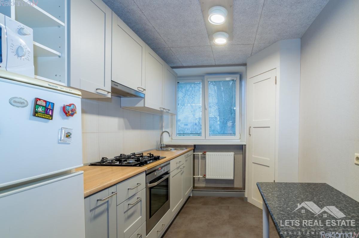 Sludinājumi. 2-istabu dzīvoklis, Teika, Zemgaļu 21, \'Hruščovka\', 49 kv. m, 2/3 st., Istabas caurst.-izol., Cena: 380 EUR/mēn. Foto #5