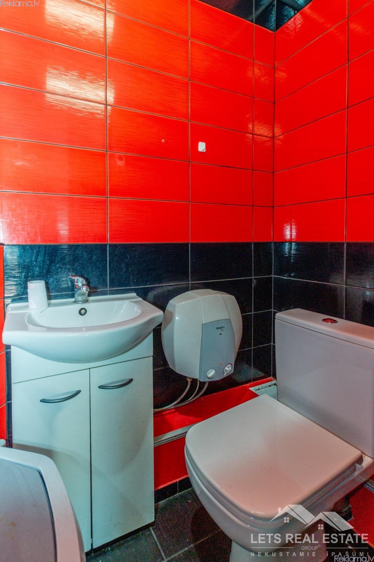 Sludinājumi. Ēka, Preiļu raj., Līvāni, Dzelzceļa iela 1, 704 kv. m, Pārdod komercdarbībai piemērotu ēku Līvānu Cena: 140000 EUR Foto #6