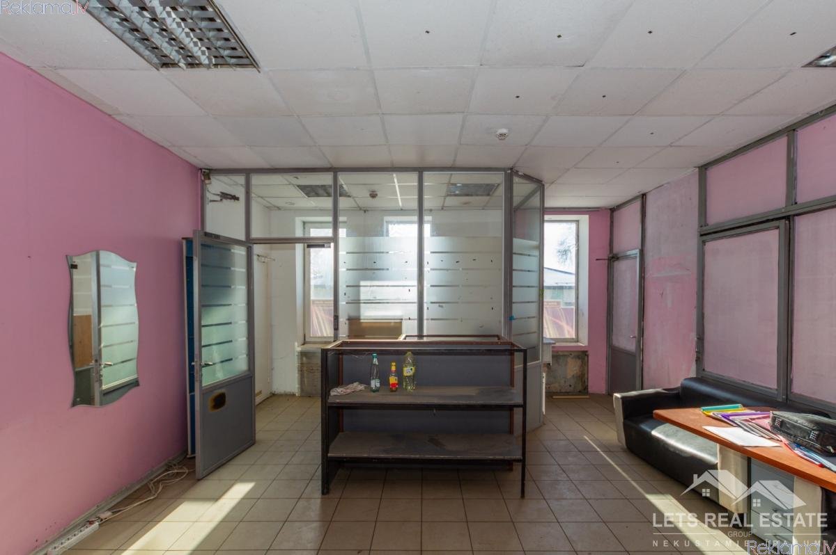 Sludinājumi. Ēka, Preiļu raj., Līvāni, Dzelzceļa iela 1, 704 kv. m, Pārdod komercdarbībai piemērotu ēku Līvānu Cena: 140000 EUR Foto #7